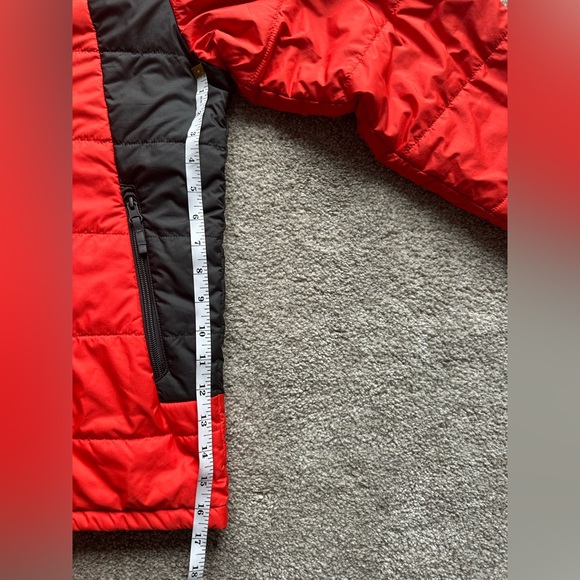 The North Face Men’s Bombay Insulated Winter Jacket for Ski Snowboard in Orange - Picture 8 of 9